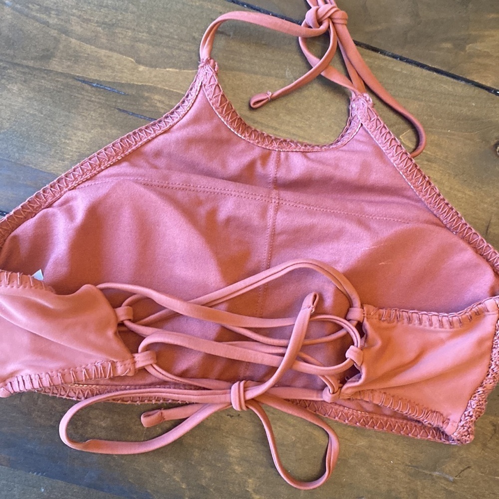 IKA KUL embroidered full coverage copper crochet bikini top size M - Picture 3 of 5